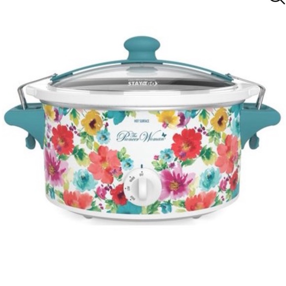 The Pioneer Woman 6 at portable slow cooker